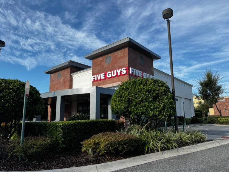 Five Guys 1 Five Guys Celebration FL Store Front2 768x576
