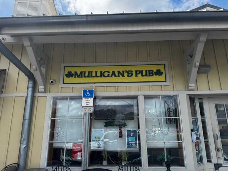 Mulligan's Pub 1 Mulligans Pub Celebration FL Store Front 768x576